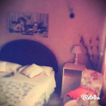 Bed & Breakfast Dream Lounge Cafe *
