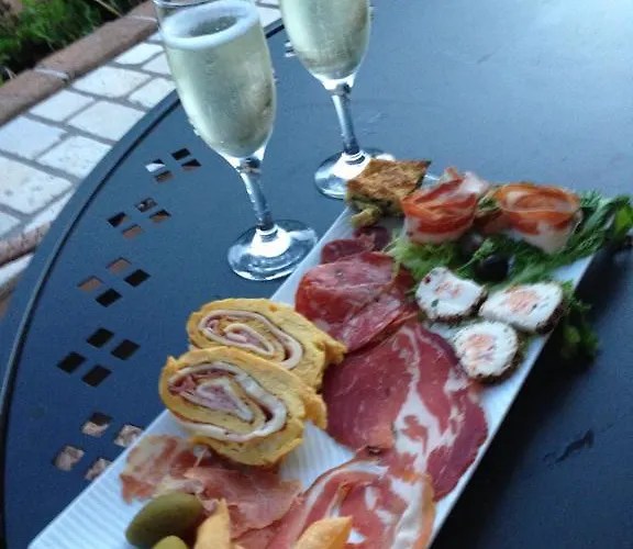 Dream Lounge Cafe Castrocielo